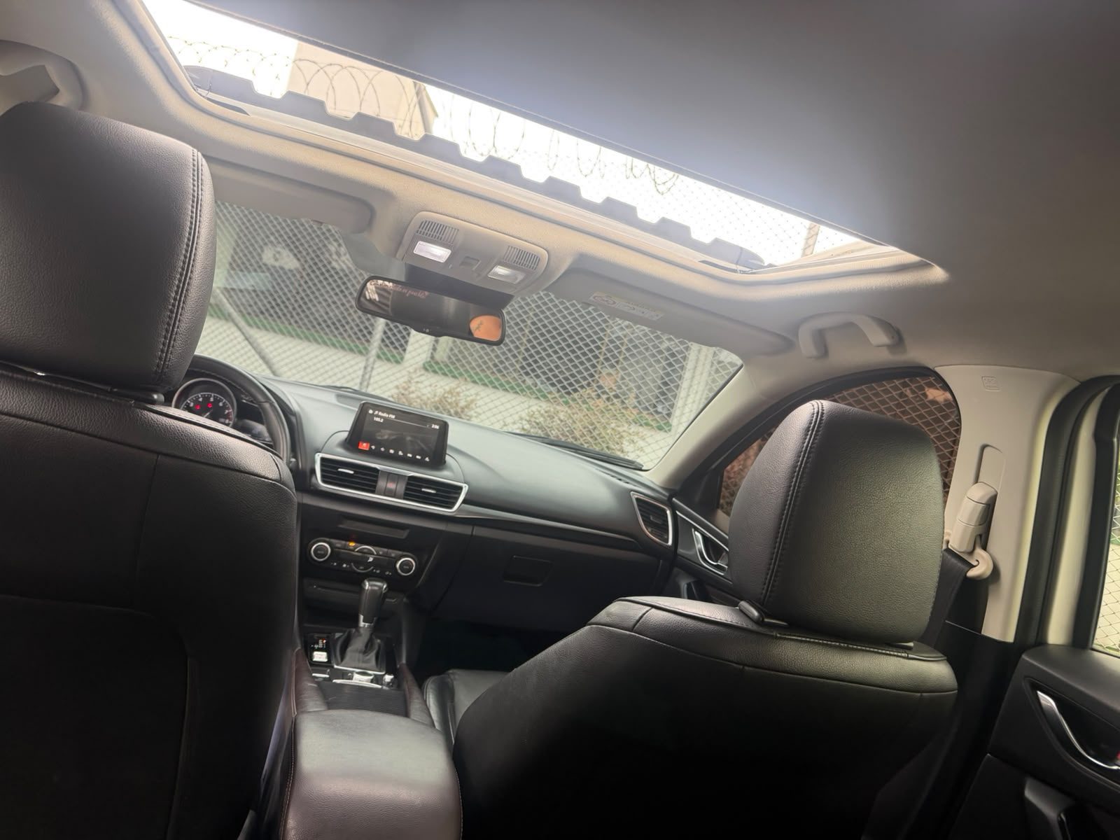 Mazda 3 Grand Touring 2018 · Interior